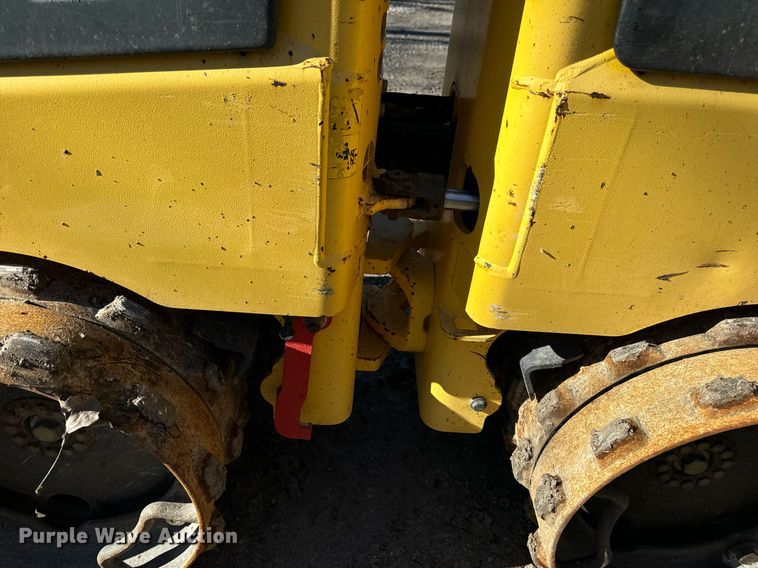 image for item EN5148 2011 Bomag BMP8500 trench compactor