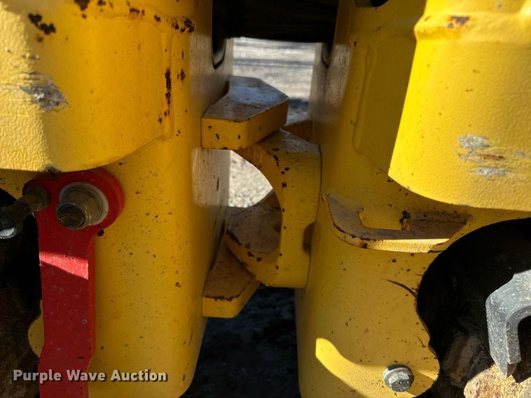 image for item EN5148 2011 Bomag BMP8500 trench compactor