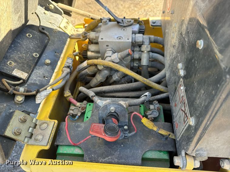 image for item EN5148 2011 Bomag BMP8500 trench compactor