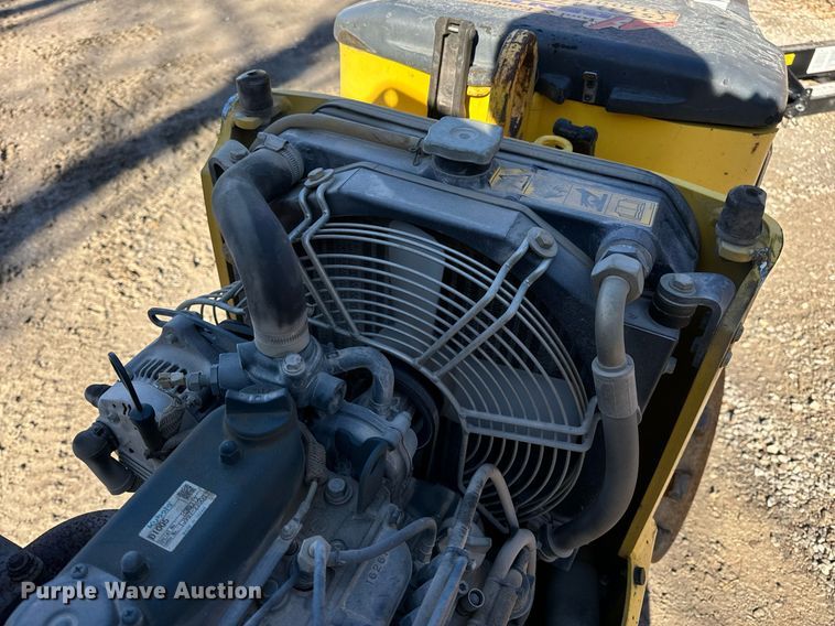 image for item EN5148 2011 Bomag BMP8500 trench compactor