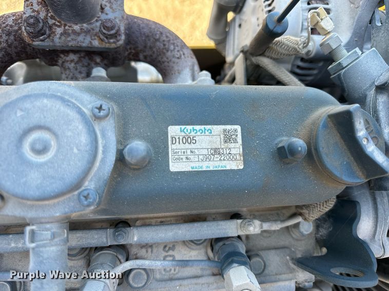 image for item EN5148 2011 Bomag BMP8500 trench compactor