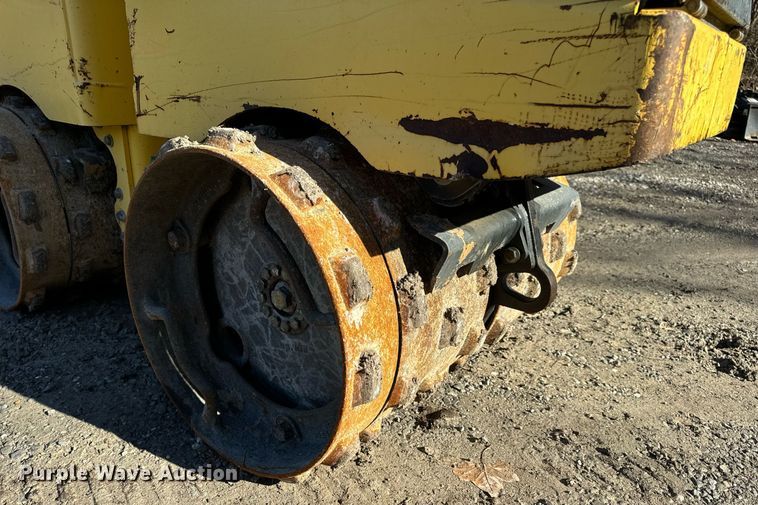 image for item EN5148 2011 Bomag BMP8500 trench compactor