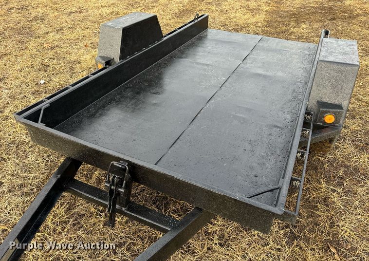 image for item EN5149 1996 Felling tilt deck utility trailer