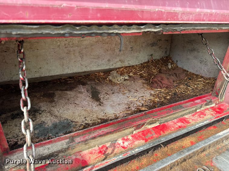 image for item EN5151 2001 Ford F550 Super Duty chipper truck