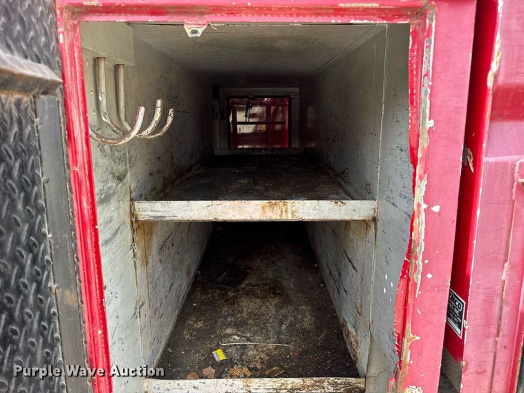 image for item EN5151 2001 Ford F550 Super Duty chipper truck