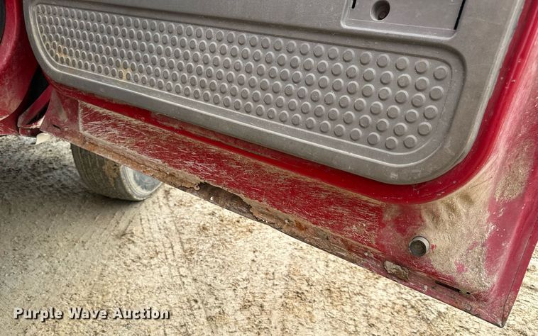 image for item EN5151 2001 Ford F550 Super Duty chipper truck