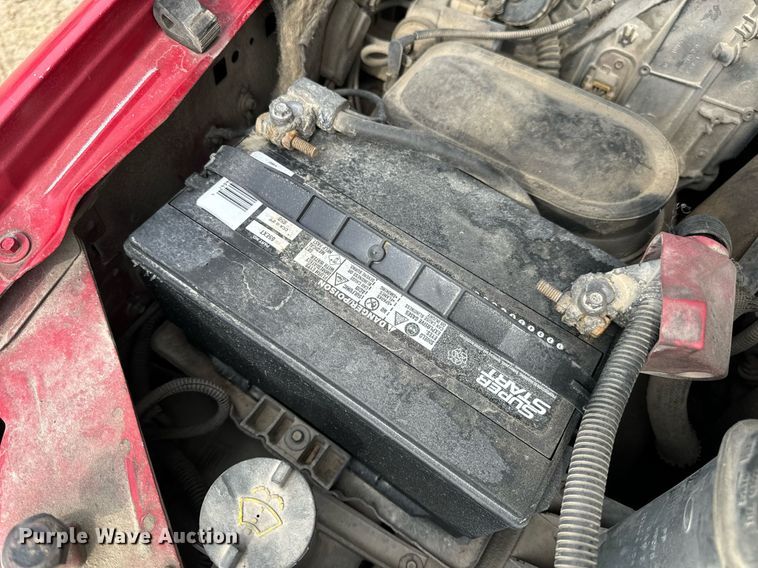 image for item EN5151 2001 Ford F550 Super Duty chipper truck