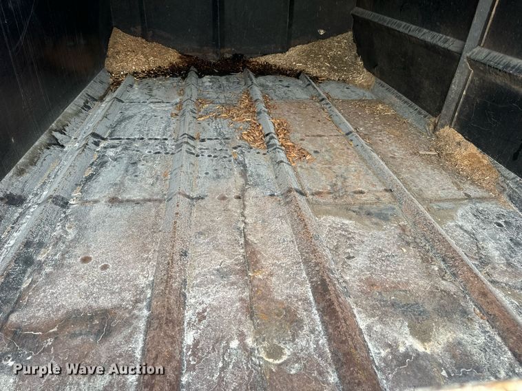 image for item EN5152 2004 Ford F450 Super Duty chipper truck