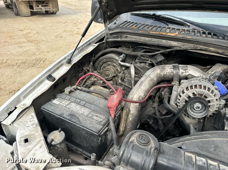 image for item EN5152 2004 Ford F450 Super Duty chipper truck