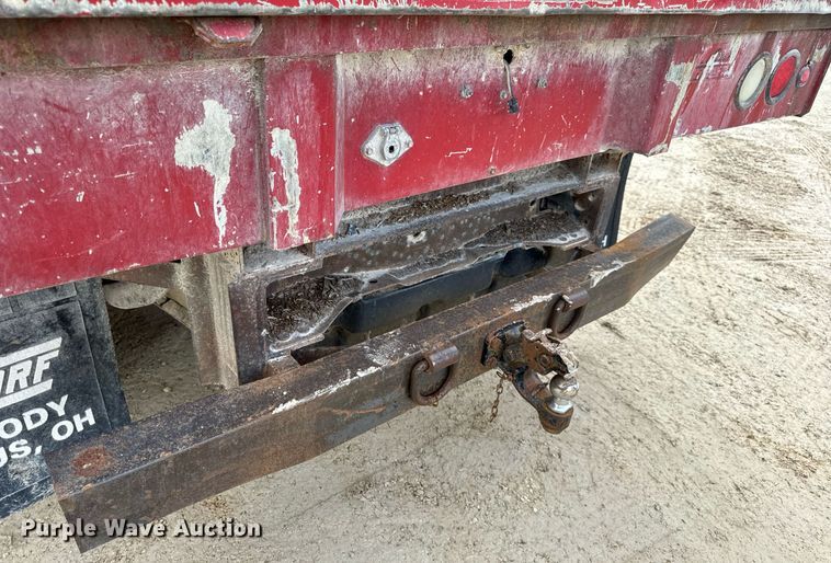 image for item EN5156 2006 Ford F550 Super Duty chipper truck
