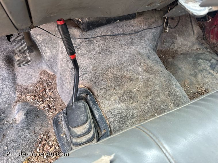 image for item EN5156 2006 Ford F550 Super Duty chipper truck