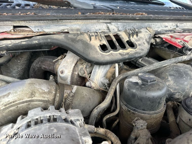 image for item EN5156 2006 Ford F550 Super Duty chipper truck