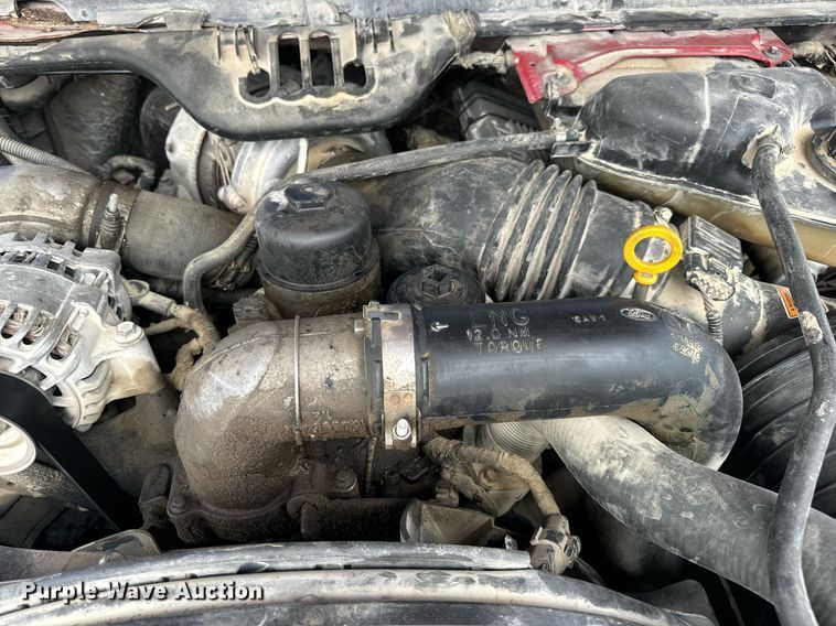 image for item EN5156 2006 Ford F550 Super Duty chipper truck