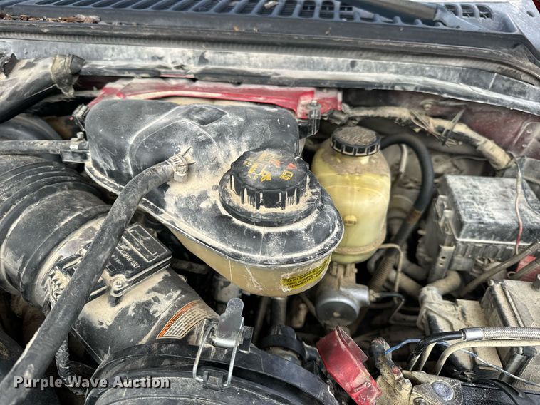 image for item EN5156 2006 Ford F550 Super Duty chipper truck