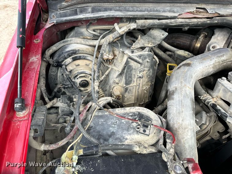 image for item EN5156 2006 Ford F550 Super Duty chipper truck