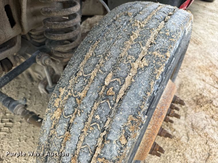 image for item EN5156 2006 Ford F550 Super Duty chipper truck