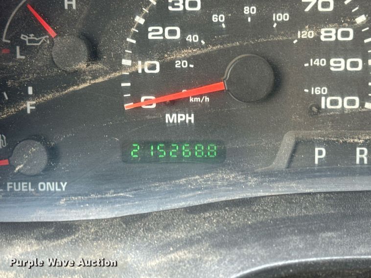 image for item EN5157 2003 Ford F550 Super Duty chipper truck