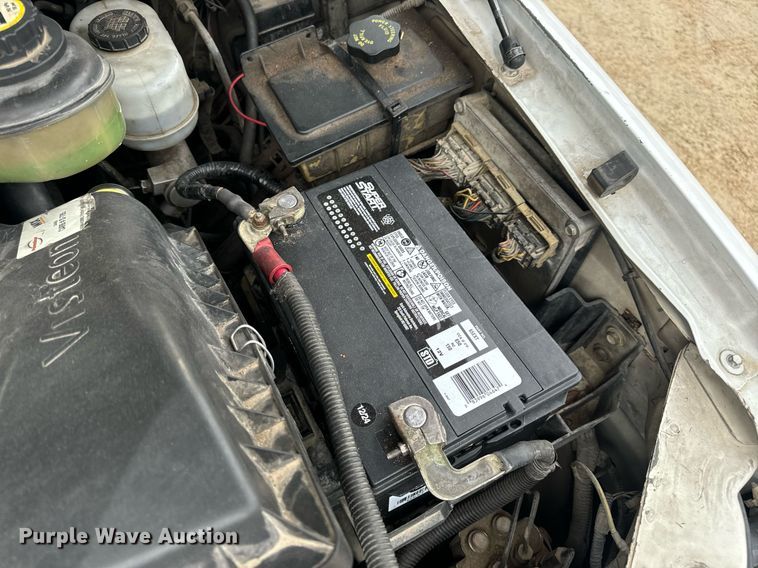 image for item EN5157 2003 Ford F550 Super Duty chipper truck