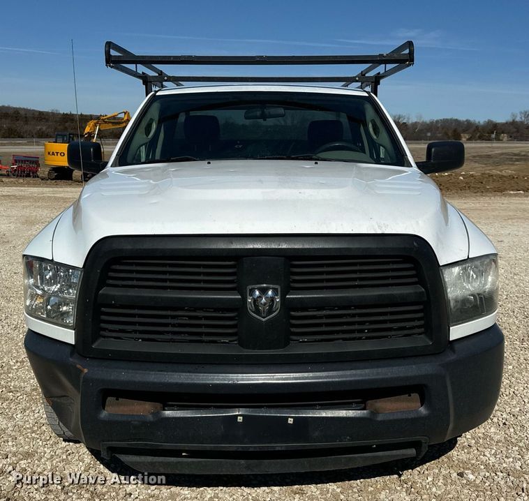 image for item EN5176 2012 Dodge Ram 2500 utility bed pickup truck