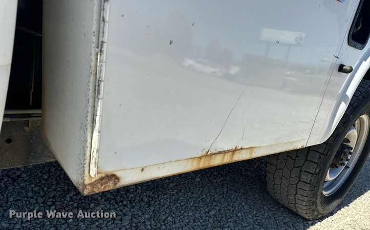 image for item EN5176 2012 Dodge Ram 2500 utility bed pickup truck