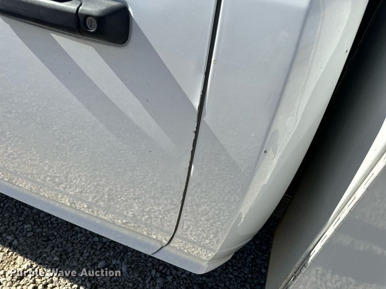 image for item EN5176 2012 Dodge Ram 2500 utility bed pickup truck