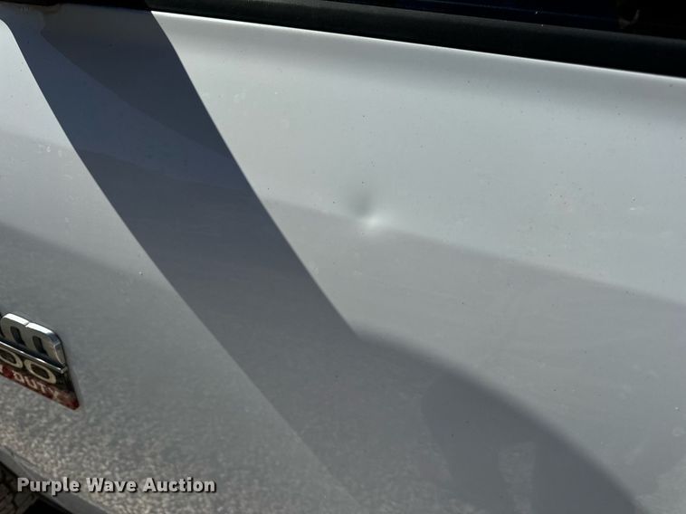 image for item EN5176 2012 Dodge Ram 2500 utility bed pickup truck