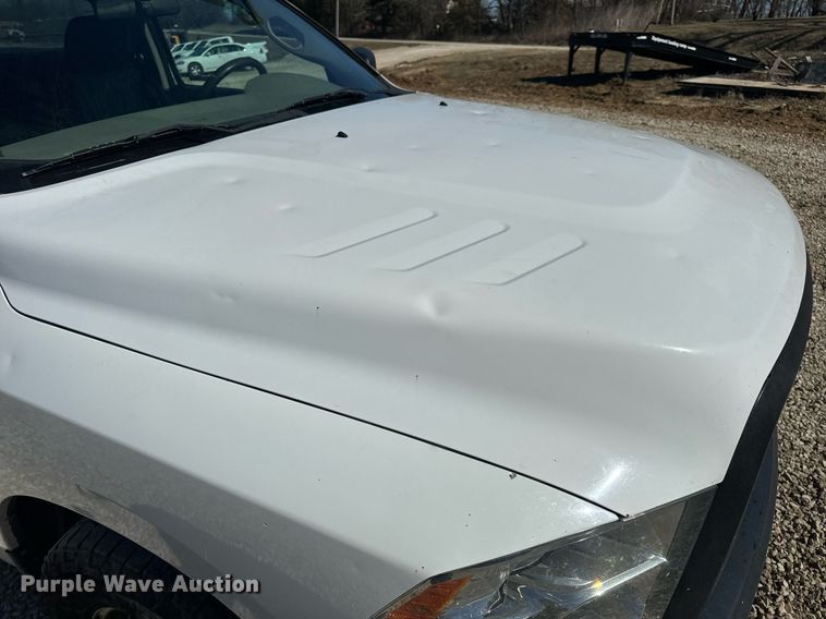 image for item EN5176 2012 Dodge Ram 2500 utility bed pickup truck