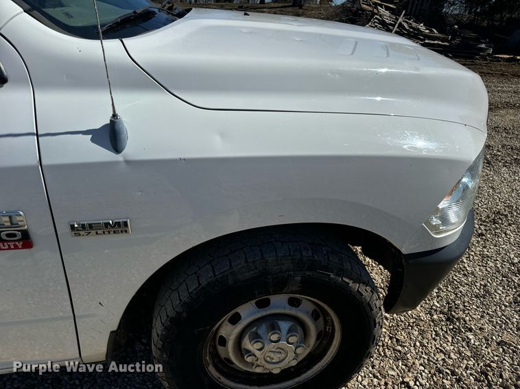 image for item EN5176 2012 Dodge Ram 2500 utility bed pickup truck