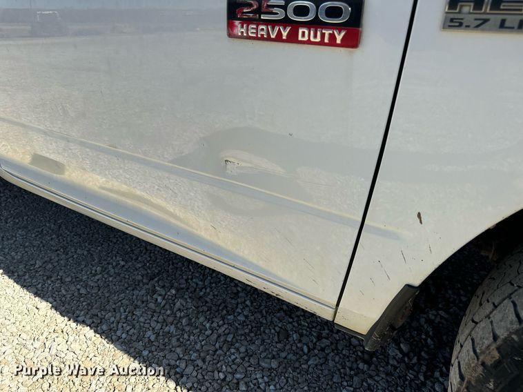 image for item EN5176 2012 Dodge Ram 2500 utility bed pickup truck