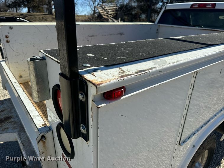 image for item EN5176 2012 Dodge Ram 2500 utility bed pickup truck