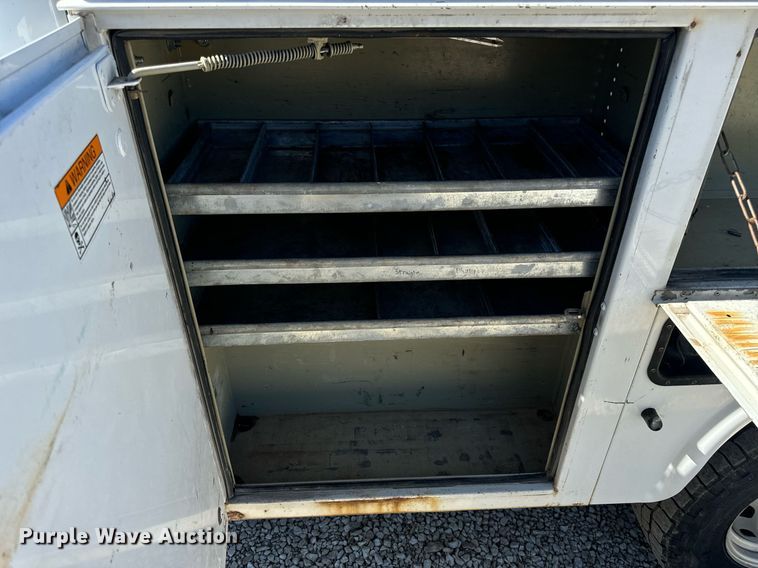 image for item EN5176 2012 Dodge Ram 2500 utility bed pickup truck