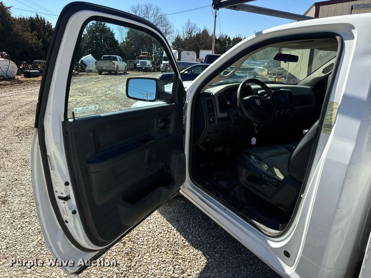 image for item EN5176 2012 Dodge Ram 2500 utility bed pickup truck