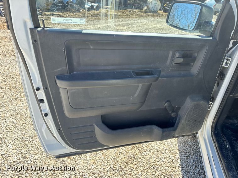 image for item EN5176 2012 Dodge Ram 2500 utility bed pickup truck