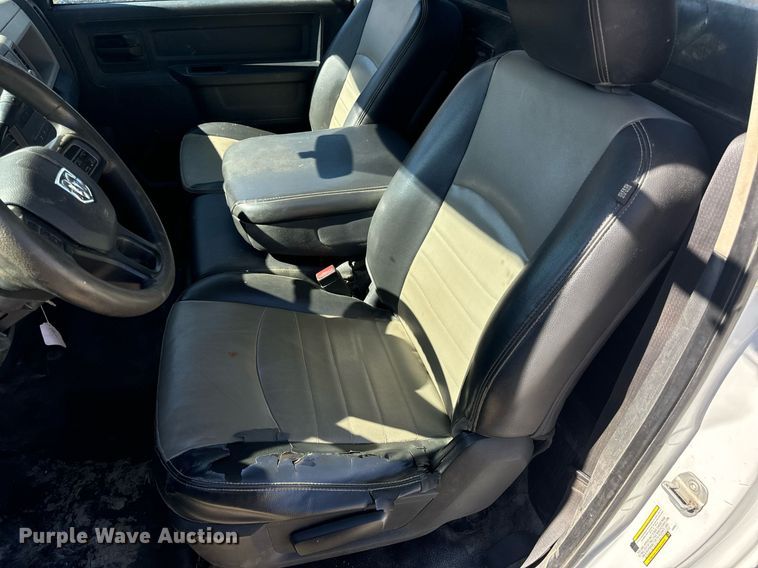 image for item EN5176 2012 Dodge Ram 2500 utility bed pickup truck