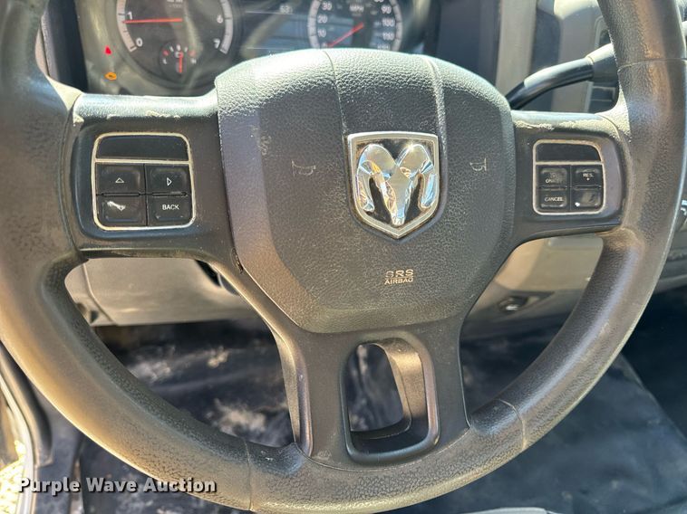 image for item EN5176 2012 Dodge Ram 2500 utility bed pickup truck