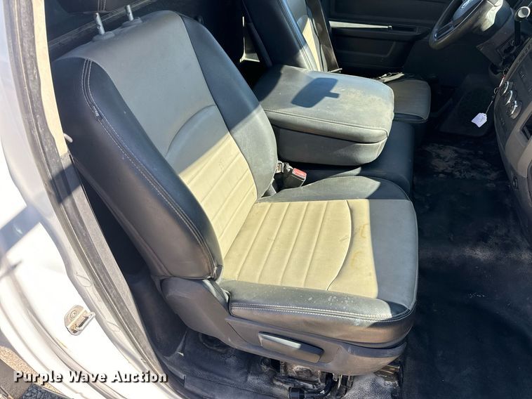 image for item EN5176 2012 Dodge Ram 2500 utility bed pickup truck