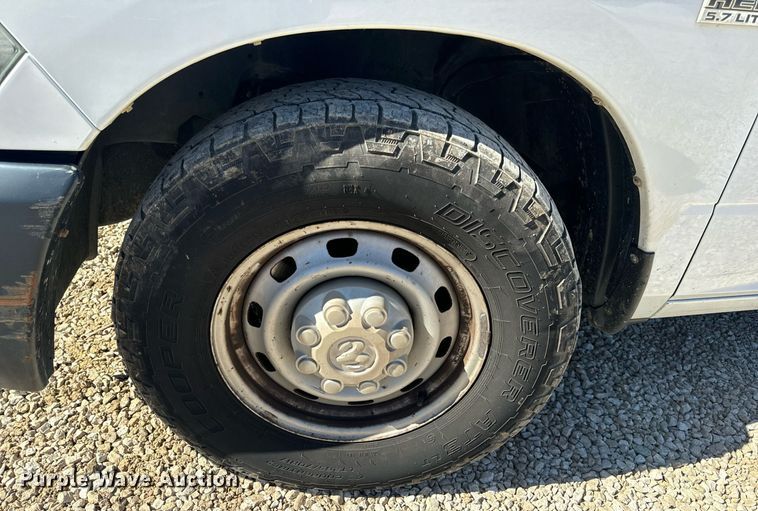 image for item EN5176 2012 Dodge Ram 2500 utility bed pickup truck