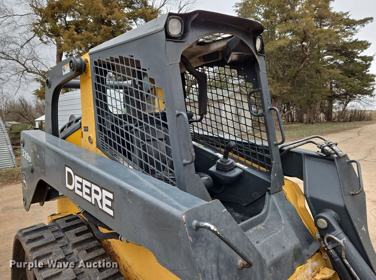 image for item EN8686 2011 John Deere 329D tracked skid steer loader