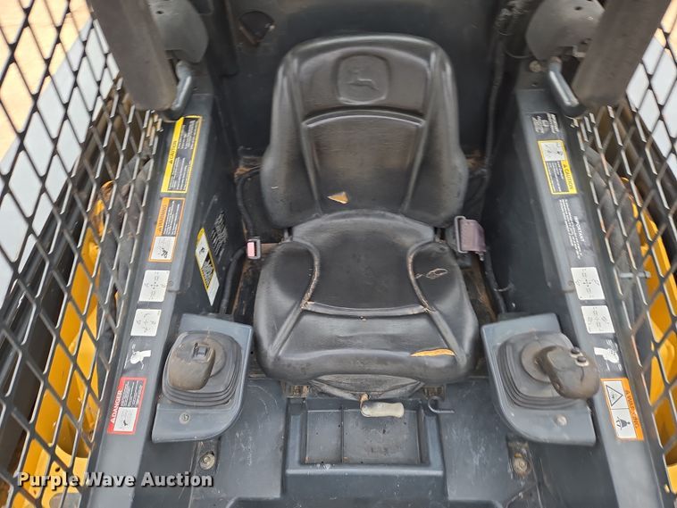 image for item EN8686 2011 John Deere 329D tracked skid steer loader