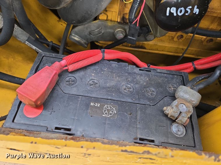 image for item EN8686 2011 John Deere 329D tracked skid steer loader