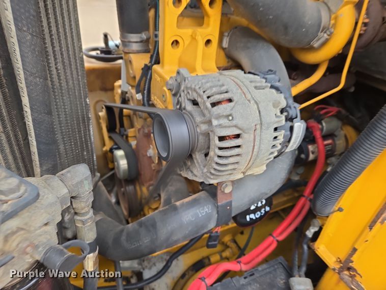 image for item EN8686 2011 John Deere 329D tracked skid steer loader