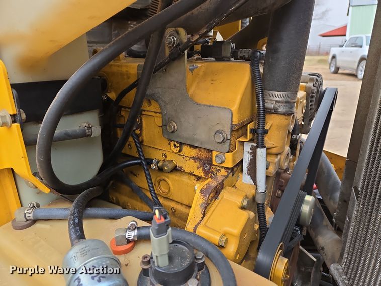 image for item EN8686 2011 John Deere 329D tracked skid steer loader