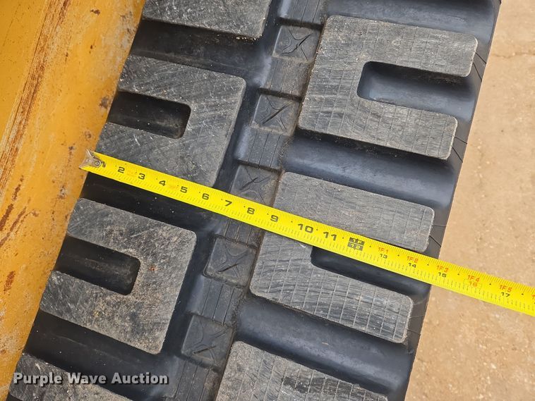 image for item EN8686 2011 John Deere 329D tracked skid steer loader