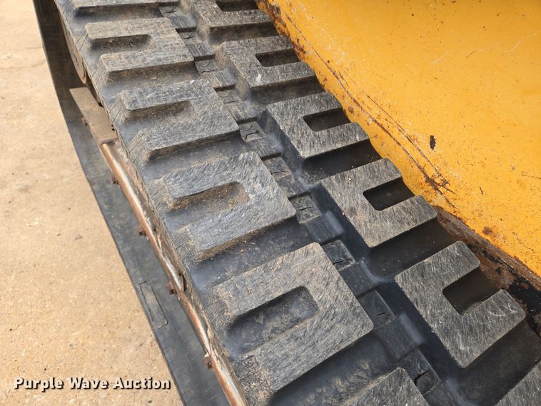 image for item EN8686 2011 John Deere 329D tracked skid steer loader