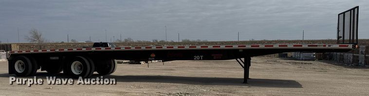 image for item EQ1009 2016 Fontaine HCICF12WSA flatbed trailer