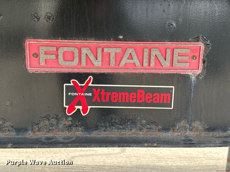 image for item EQ1009 2016 Fontaine HCICF12WSA flatbed trailer