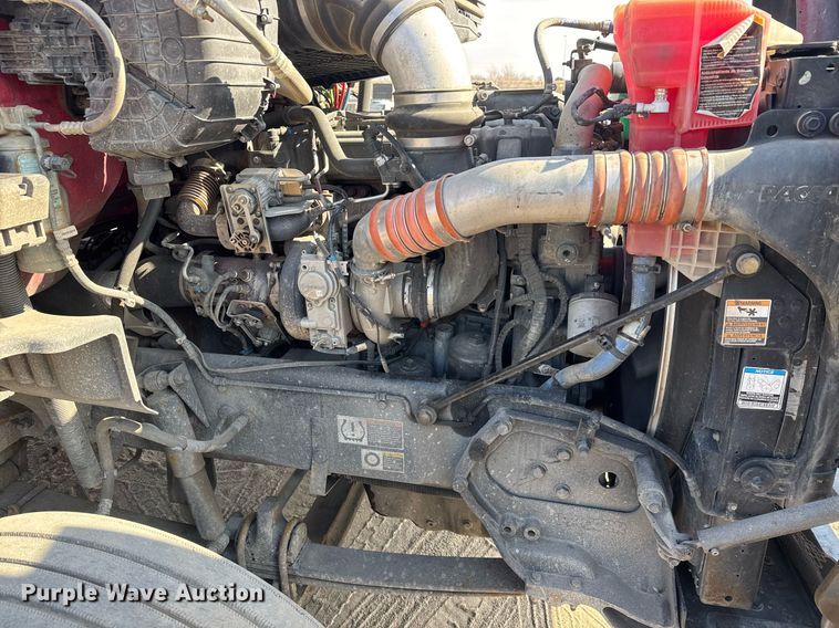 image for item EQ1011 2015 Kenworth T880 semi truck