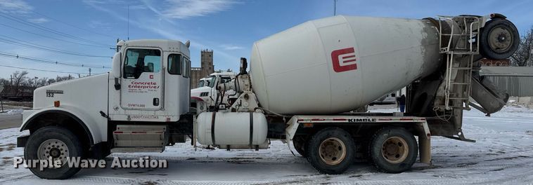 image for item EQ1035 2007 Kenworth W900 ready mix truck