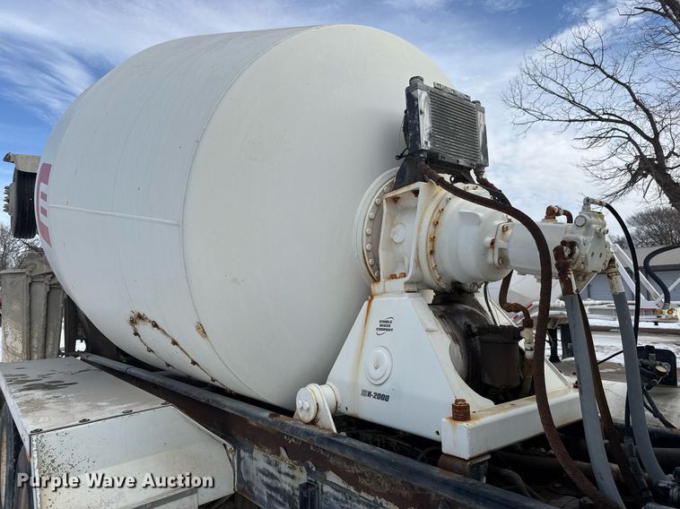 image for item EQ1035 2007 Kenworth W900 ready mix truck