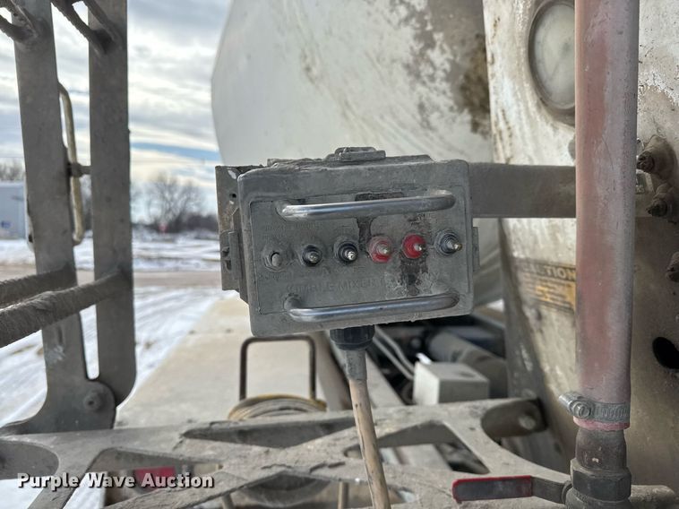 image for item EQ1035 2007 Kenworth W900 ready mix truck